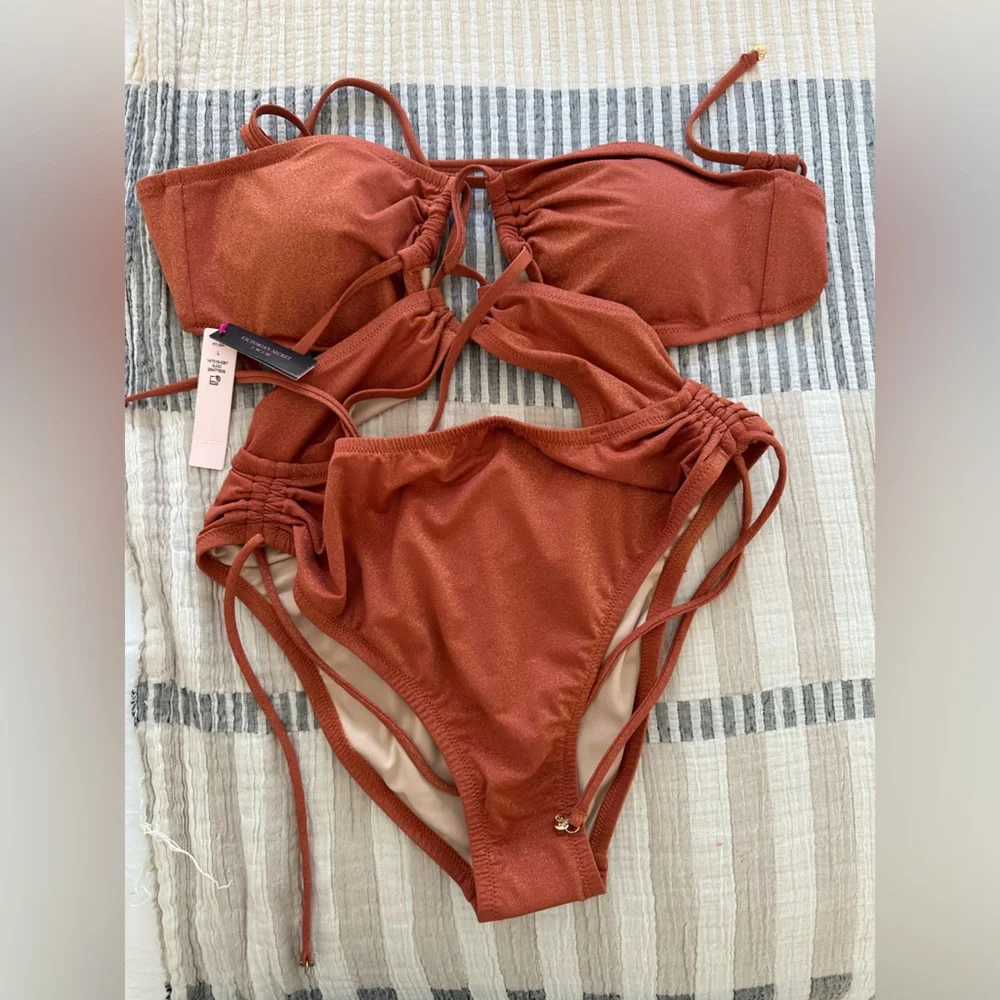 VICTORIA'S SECRET SWIM
Cutout Multiway Halter One-Piece Swims. Ginger color - Picture 6 of 6